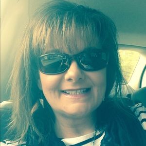 Meet your Posher, Gail